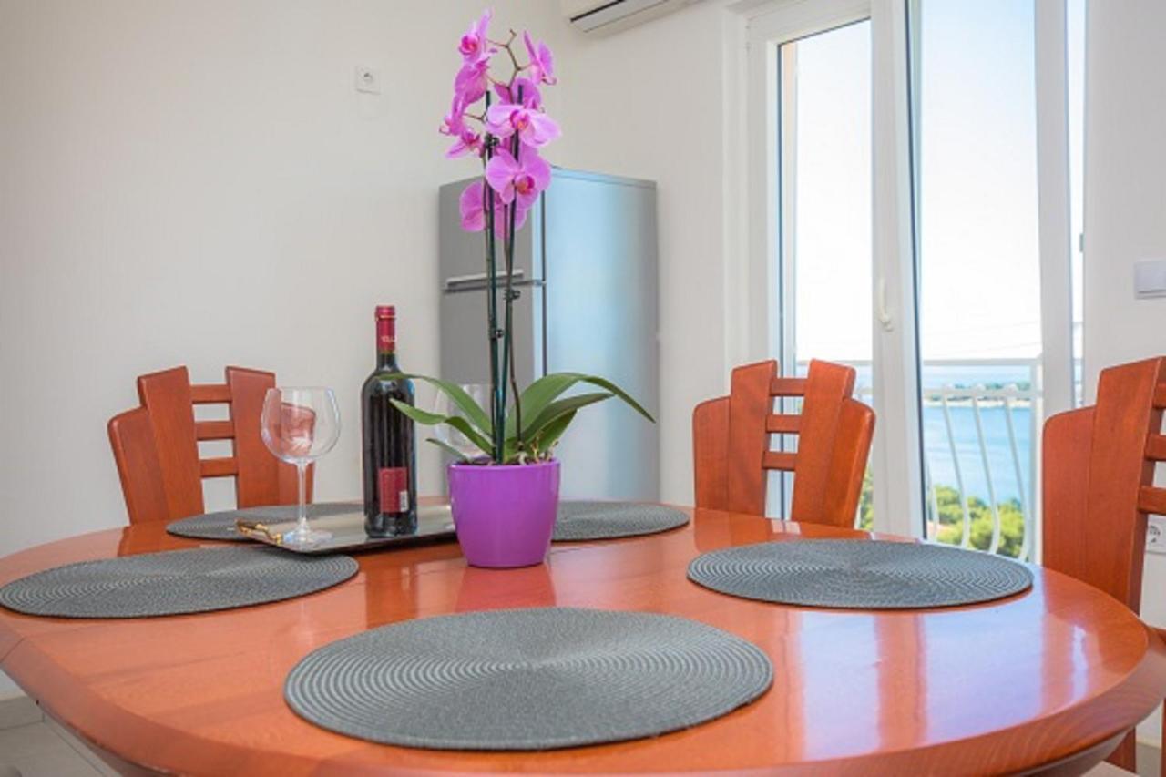 Apartmani Vesna Milisa Primošten Exterior foto