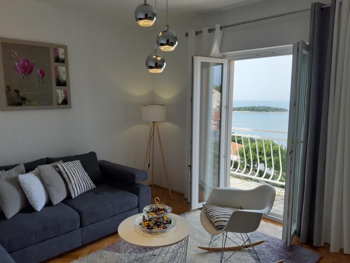 Apartmani Vesna Milisa Primošten Exterior foto