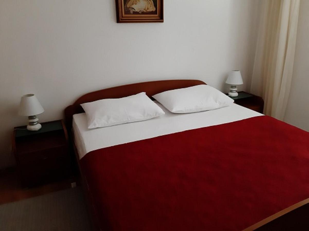Apartmani Vesna Milisa Primošten Exterior foto